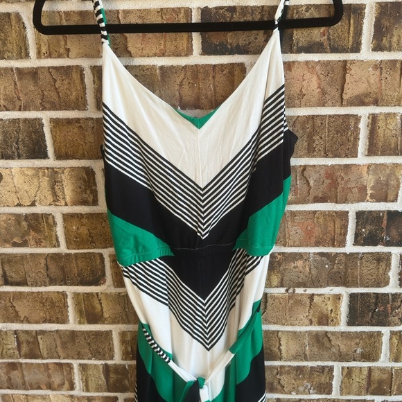 Neiman Marcus Green, Black, and White Chevron Maxi Dress - Picture 4 of 8